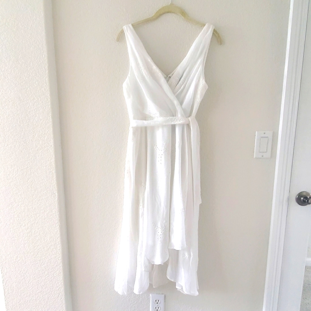 DKNY white dress size 6